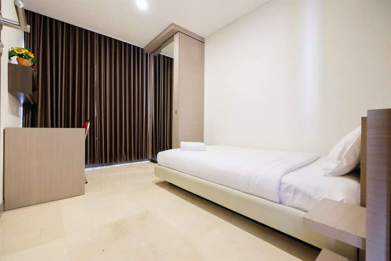 Modern Elegant Design L'avenue Apartment