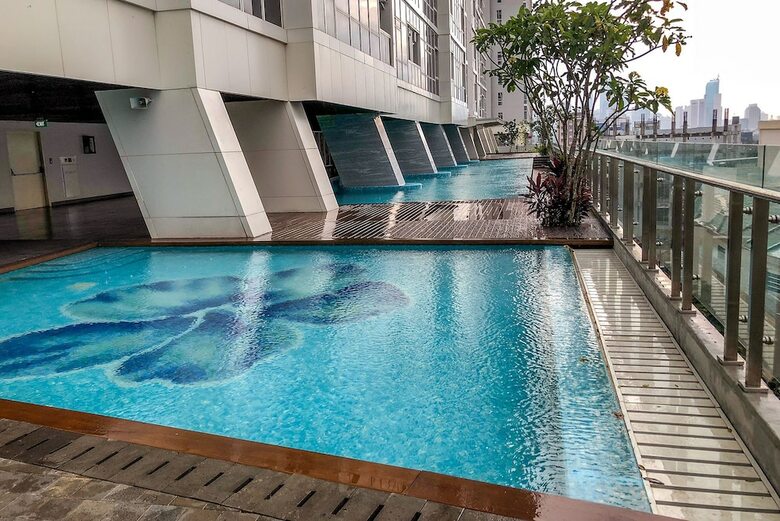 Premium Studio At Menteng Park Apartment
