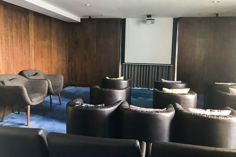 Four Star Apartment Veranda Near Puri