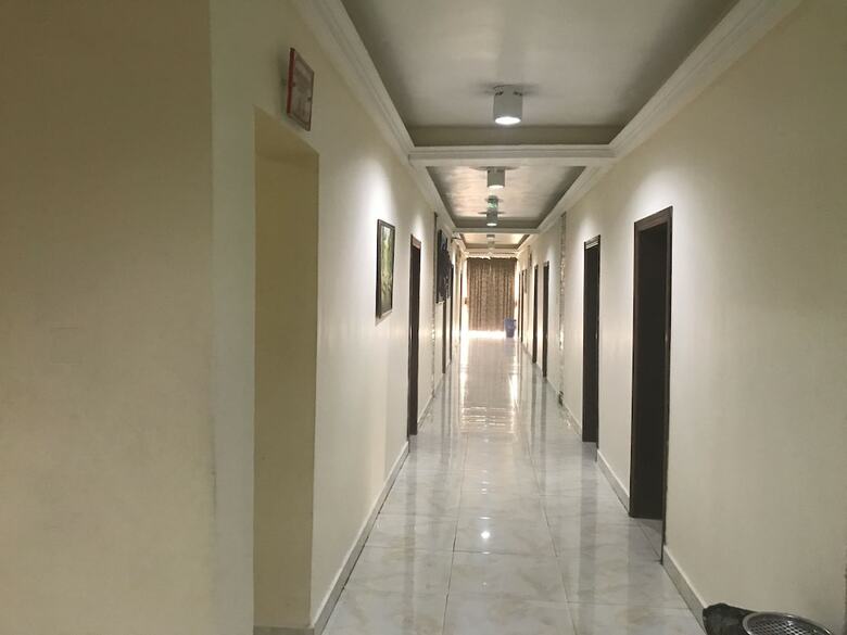 Nondon International Hotel