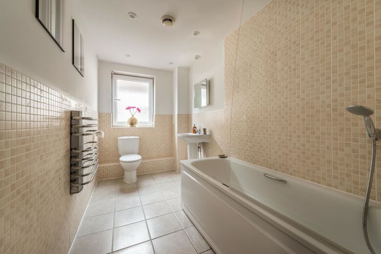 Hampden Apartments - The Beatrice