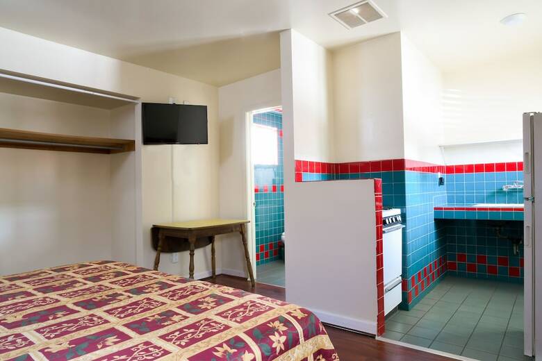 Merle Motel