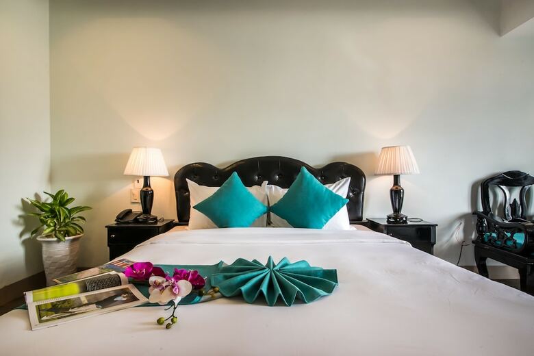 The Sunriver Boutique Hotel