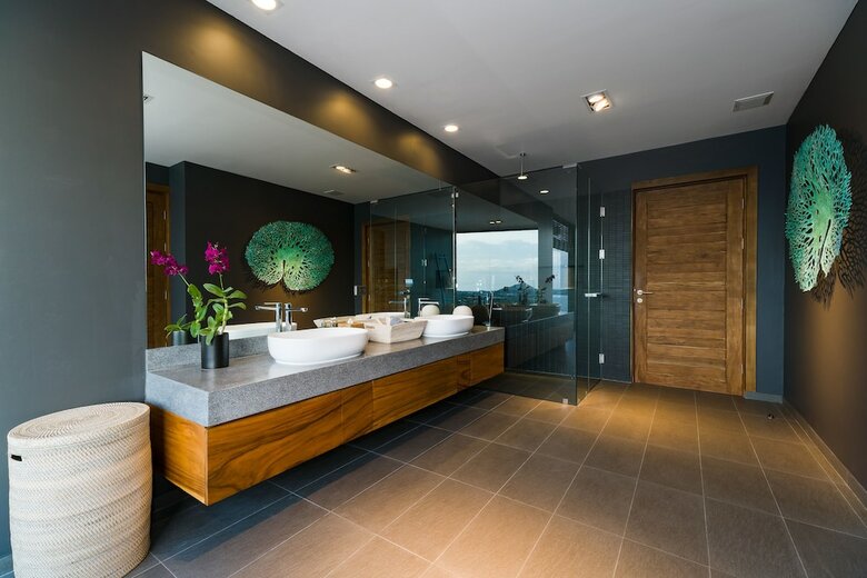 Villa Ella Sea View - Pool - Privacy & Service