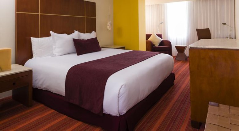 Hotel Camino Real Aeropuerto