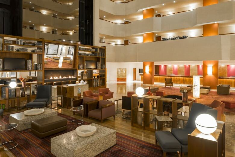 Hotel Camino Real Aeropuerto