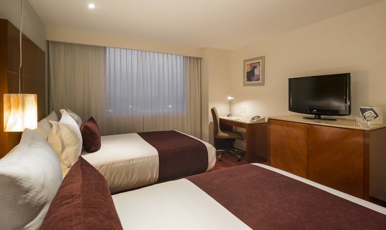 Hotel Camino Real Aeropuerto