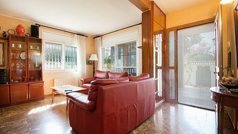 Villa Tania House