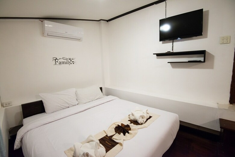 Hotel Jasmine Ville Guesthouse