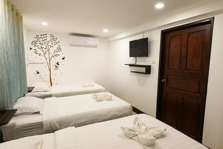 Hotel Jasmine Ville Guesthouse