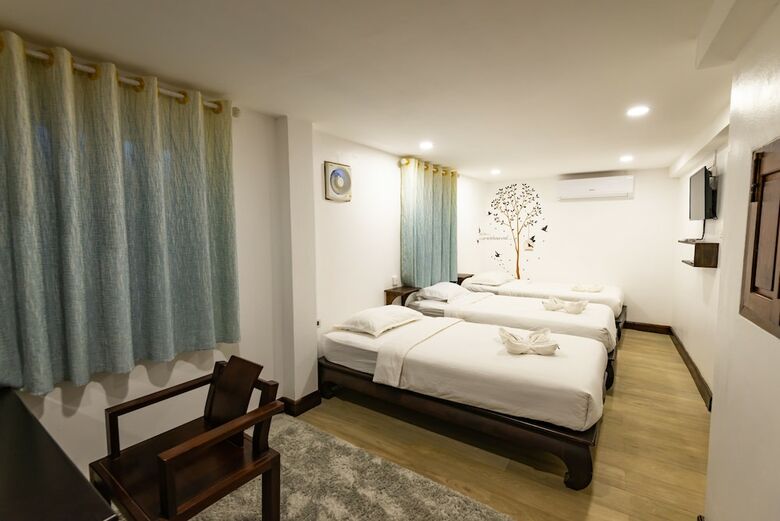 Hotel Jasmine Ville Guesthouse