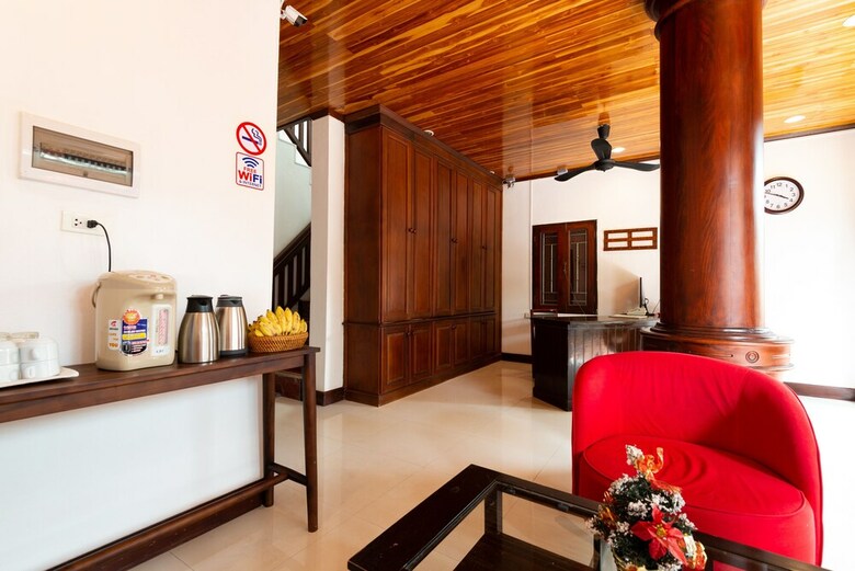 Hotel Jasmine Ville Guesthouse