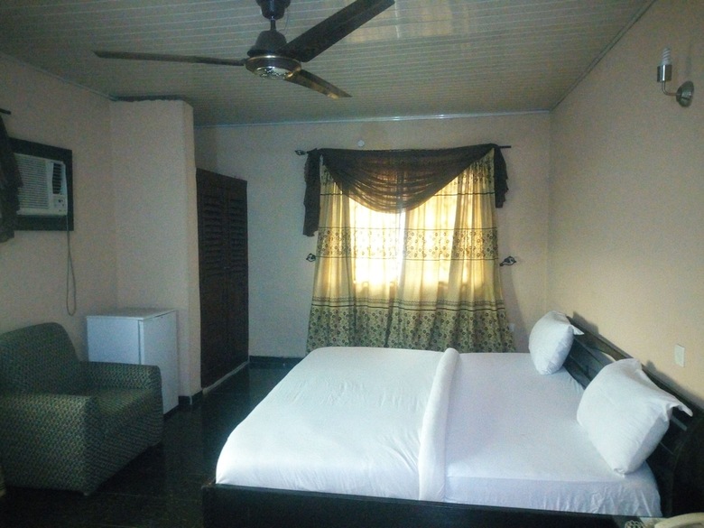 Hotel Dam'syl Suites