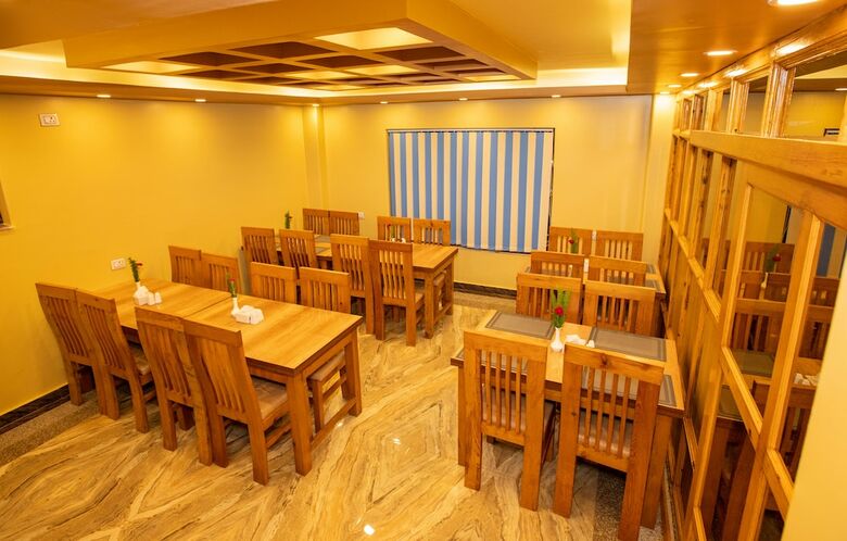 Hotel Visitors Inn P. Ltd