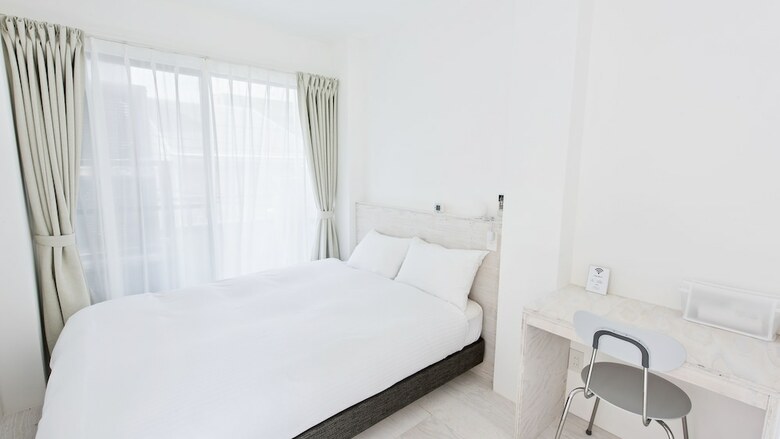 Hotel Stay & Wash