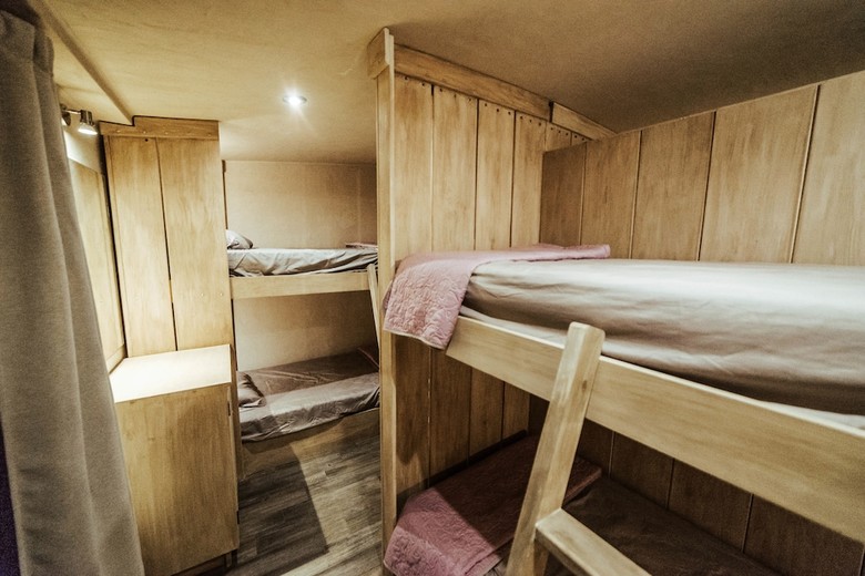 Hostal Kotantik Bed And Breakfast - Adults Only
