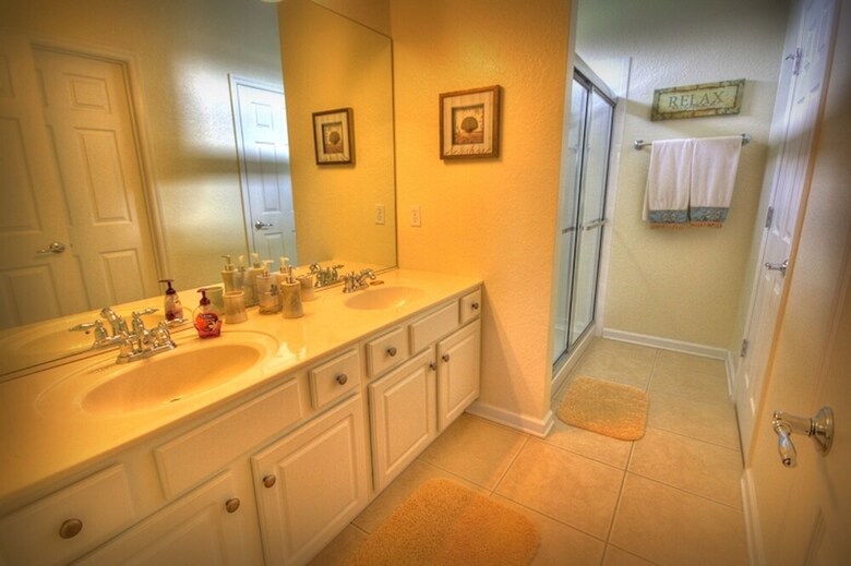 5br 5ba Home In Windsor Hills By Cv-2622