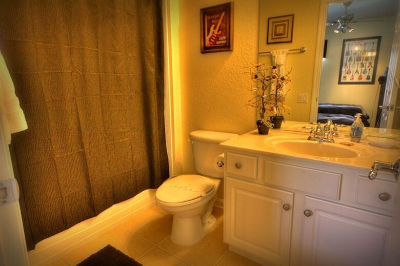 5br 5ba Home In Windsor Hills By Cv-2622