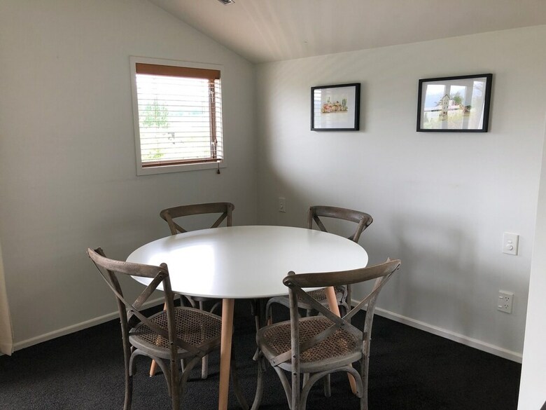 Apartamentos Sunrise Retreat With Lake View