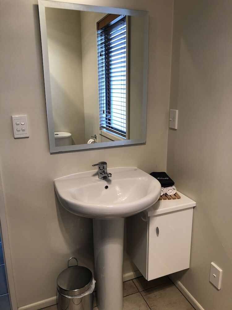 Apartamentos Sunrise Retreat With Lake View
