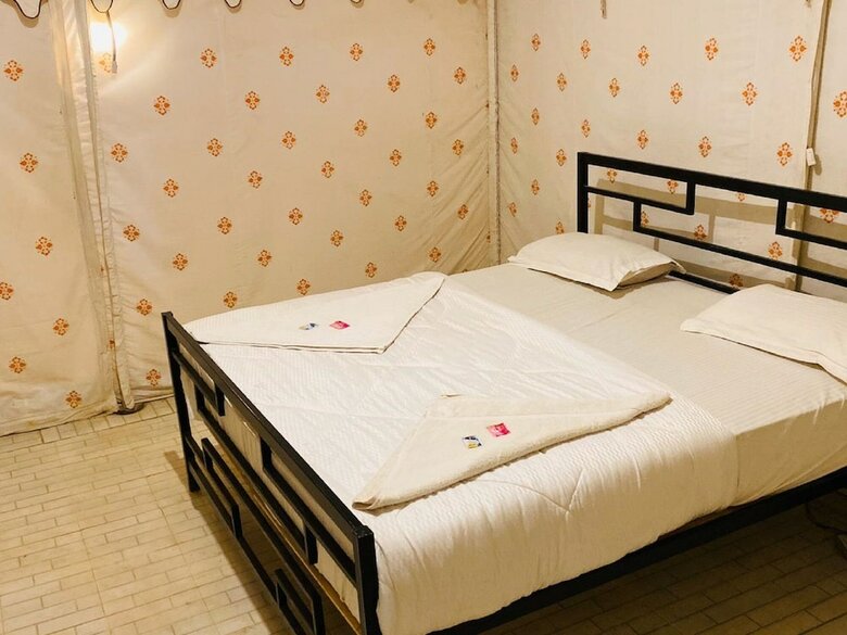 Hotel Bhawana Camp And Resorts
