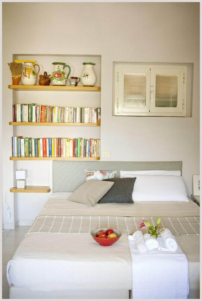Residencia Rta Costa Etrusca
