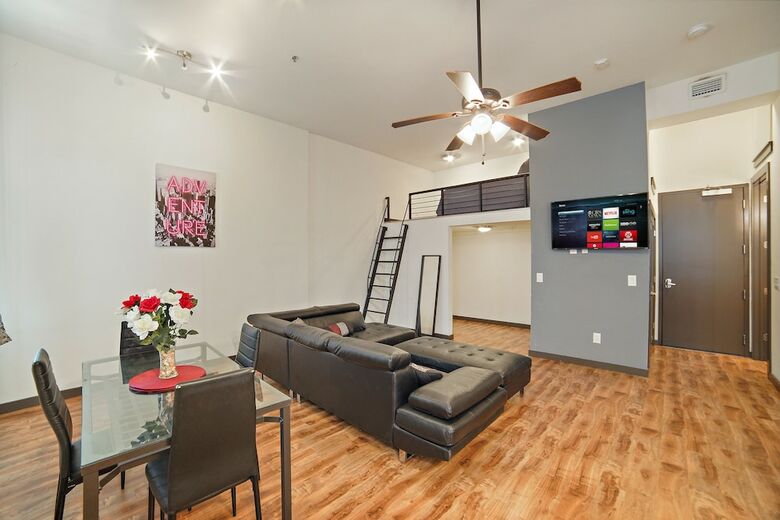 Apartamentos Old West Lofts Down Town Tampa