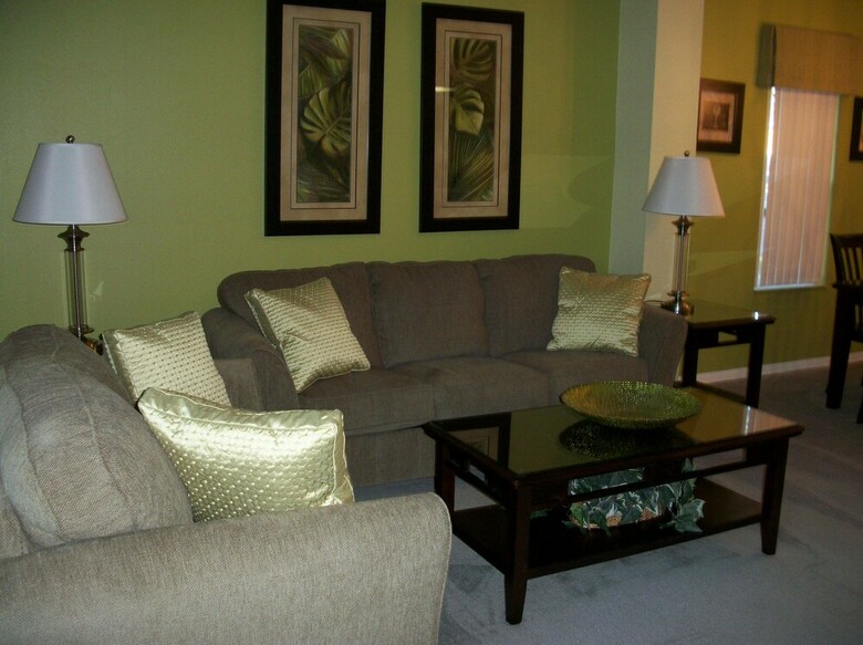 3br 2.5ba Home In Emerald Island Resort By Cv-8479