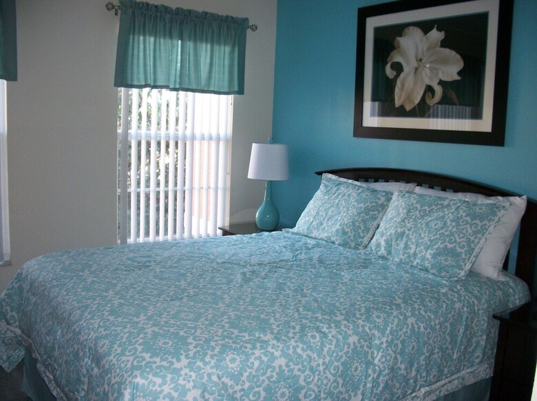 3br 2.5ba Home In Emerald Island Resort By Cv-8479