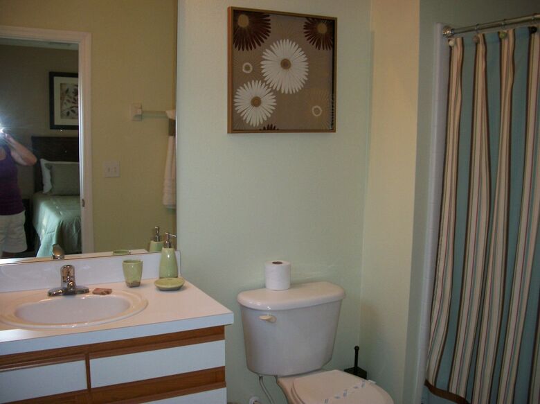 3br 2.5ba Home In Emerald Island Resort By Cv-8479