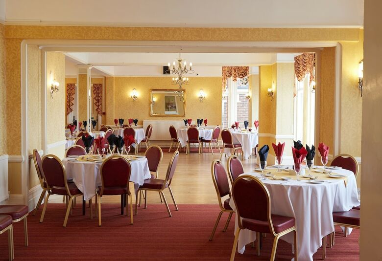 The Palm Court Hotel
