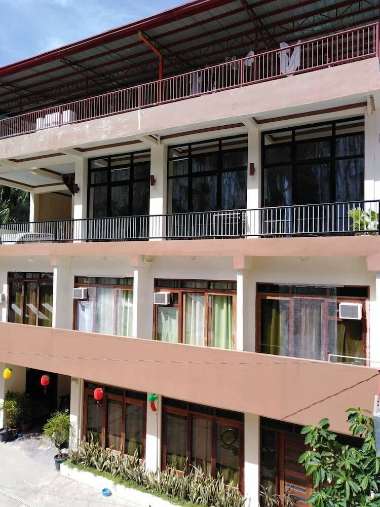 Hostal Queen Elena Hotel - Hostel