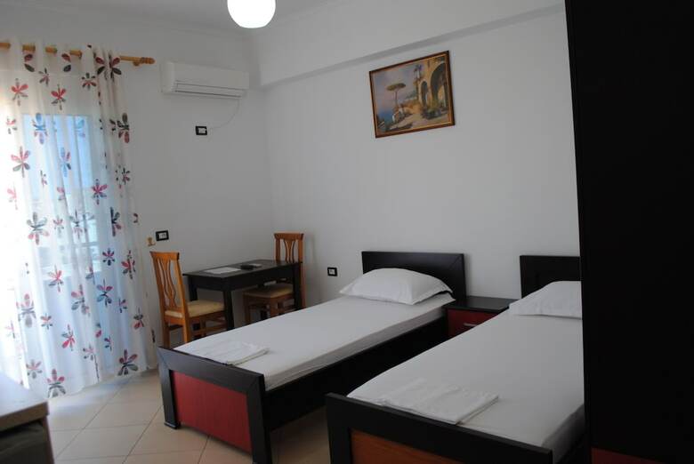 Aparthotel Visi Apartments