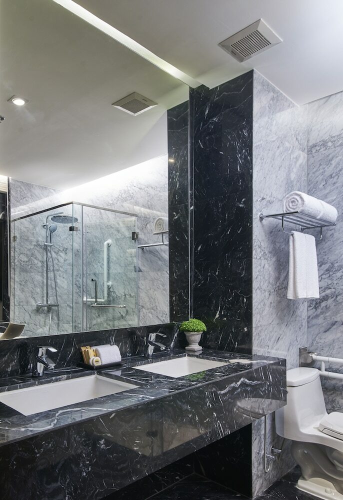 Apartamentos Amp Am House Hotel