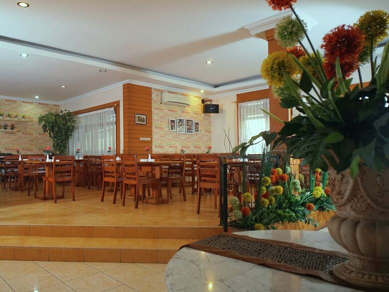 Oyo 142 Hotel Al Furqon Syariah