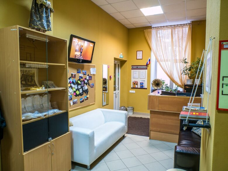 Hostal Hostel Podvorie