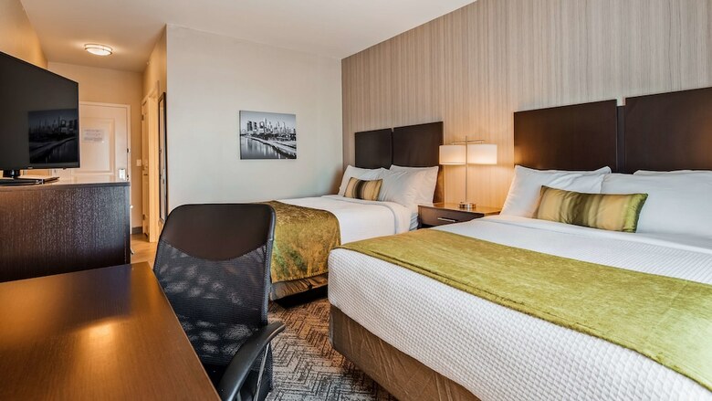 Best Western Plus Philadelphia-pennsauken Hotel