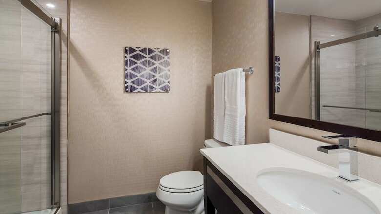 Best Western Plus Philadelphia-pennsauken Hotel