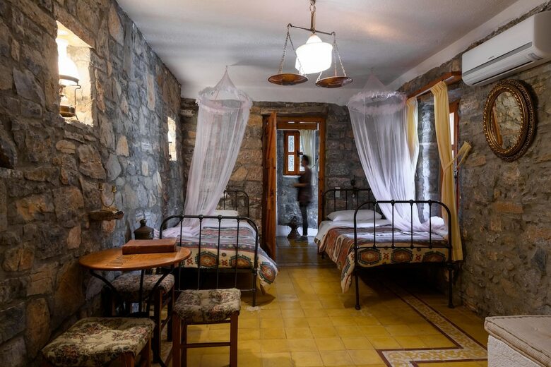 Homes Of Cretan Tradition