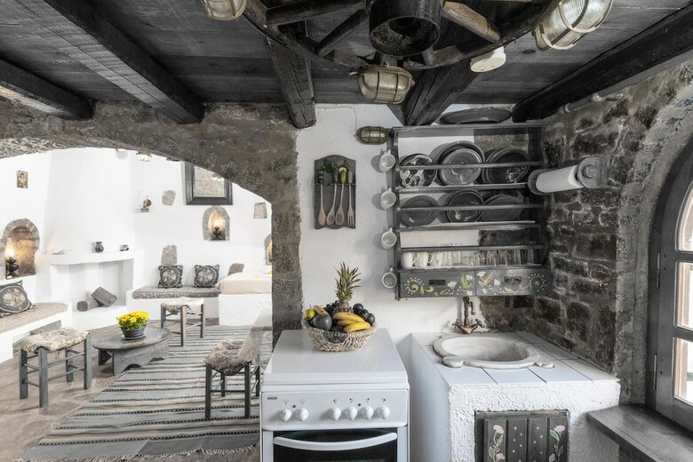 Homes Of Cretan Tradition