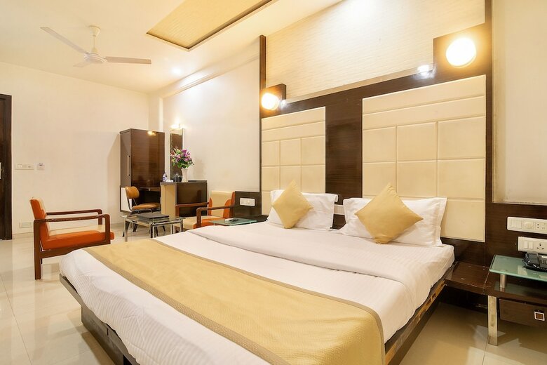 Hotel Satkar