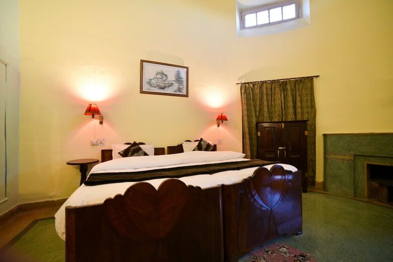 Hotel Chimney House By Opensky, Mussoorie