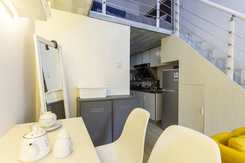 Shanghai Sweetheart Apartment