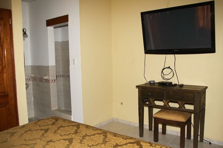 Hotel Oasis Adult Resort