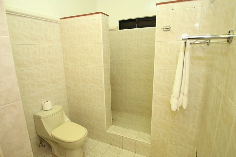 Hotel Oasis Adult Resort
