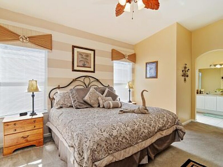 4br 3ba Home In Windsor Palms By Cv-8115