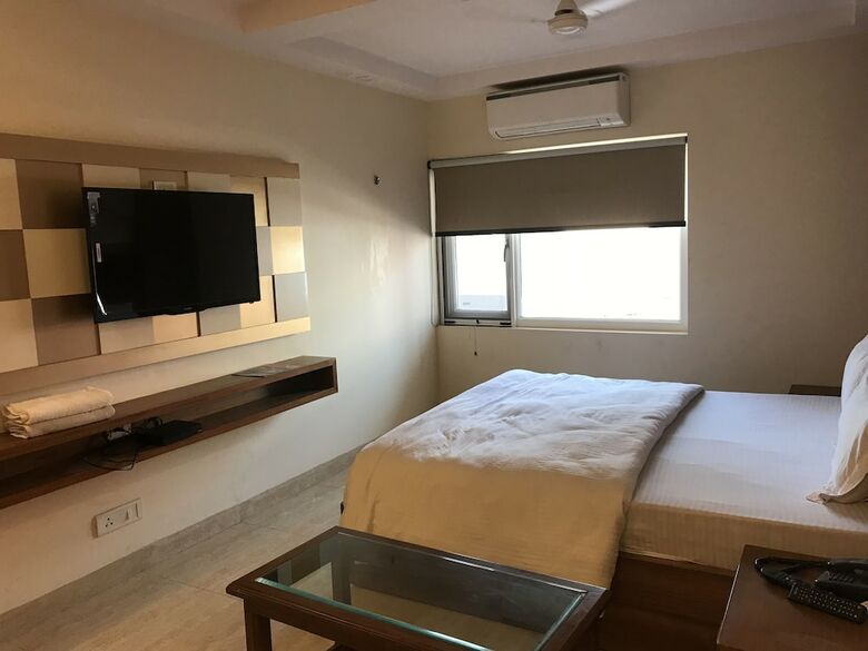Hotel Avtar At New Delhi Railway Station
