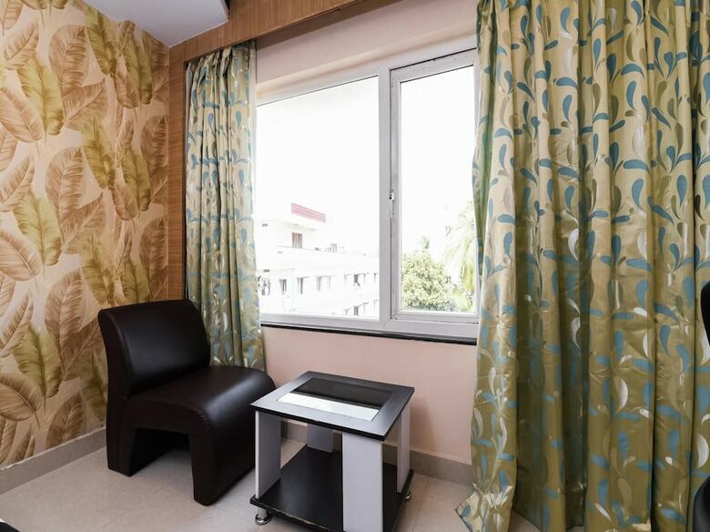 Rohini Jazz Hotel