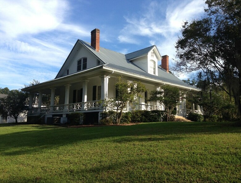 Bed & Breakfast Canemount Plantation Inn