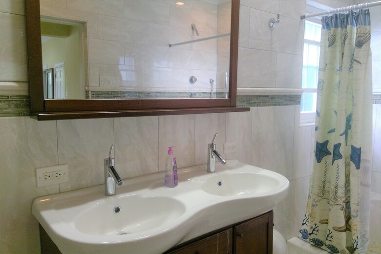 Hotel Bermuda Villa Guest House